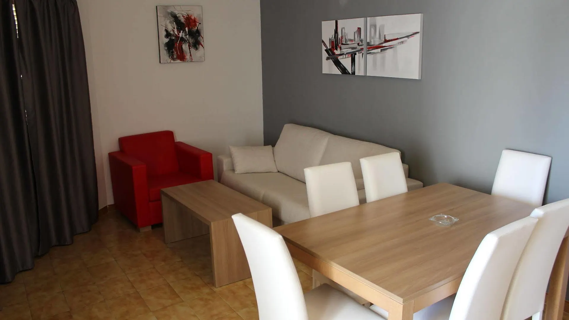 Apartamento R2 Cala Millor Cala Millor  0*, Cala Millor (Mallorca) España