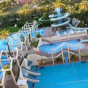https://holiday-benal-beach.es-andalucia.com